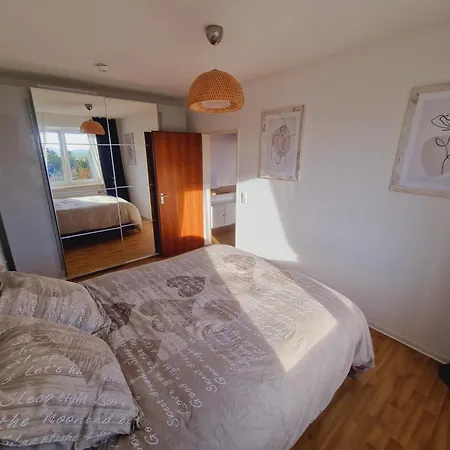 Fully Equipped Two-room With Balcony Apartament