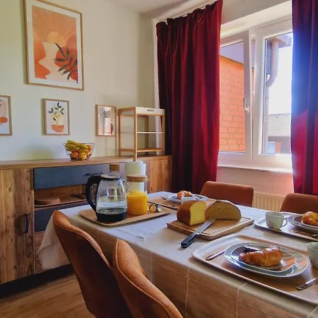Fully Equipped Two-room With Balcony Apartament Hildesheim