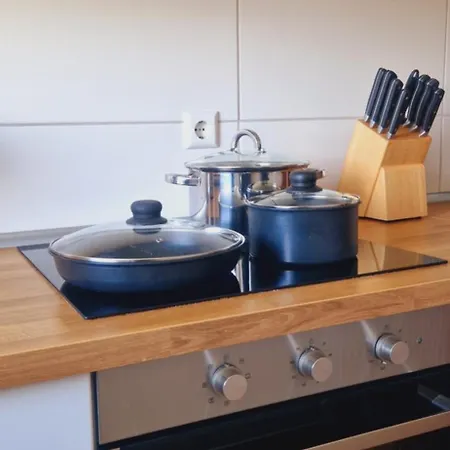 Apartament Fully Equipped Two-room With Balcony Hildesheim
